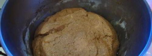 Ржаной хлеб с тмином и кориандром: полезные свойства и простой рецепт 05