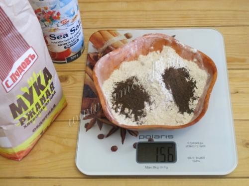 Простой рецепт ржаного хлеба на закваске в хлебопечке 13