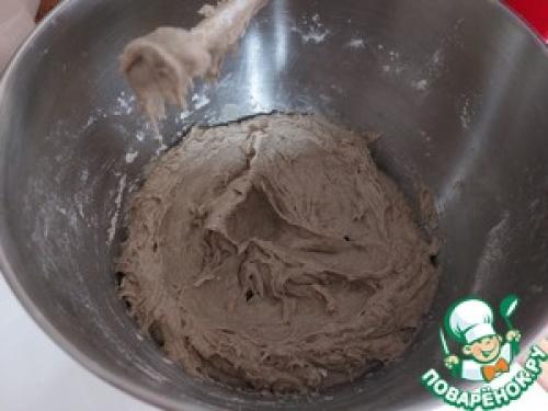 Какие ингредиенты необходимы для приготовления ржаного хлеба с тмином и кориандром на закваске. Ржаной хлеб