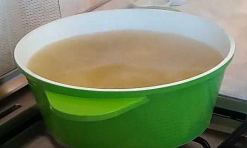 Борщ без томата и свеклы. Как приготовить вкусный борщ с мясом, без свеклы со свежей капустой