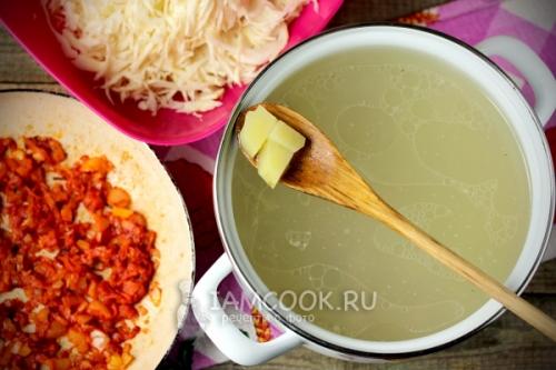 Борщ без свеклы в мультиварке. Пошаговый рецепт с фото