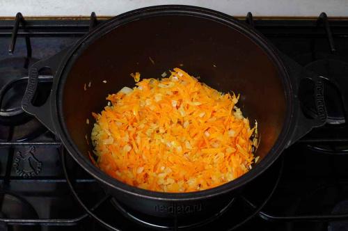 Калорийность постного борща с картошкой. Как приготовить очень вкусный постный борщ на воде — классический рецепт постного борща со свеклой и капустой с пошаговыми фото