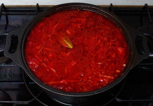 Калорийность постного борща с картошкой. Как приготовить очень вкусный постный борщ на воде — классический рецепт постного борща со свеклой и капустой с пошаговыми фото