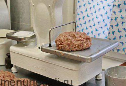 Мясные биточки, как в детском саду. Котлеты, как в детском саду по настоящему рецепту