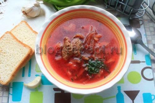 Борщ в мультиварке с томатной пастой. Вкусный борщ можно приготовить и в мультиварке: рецепт с фото