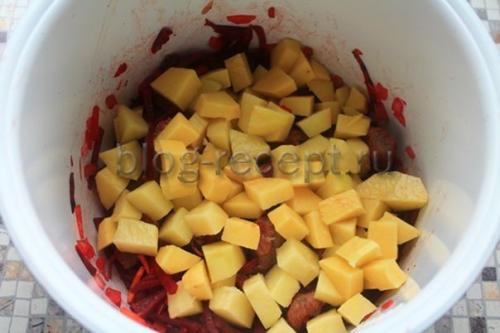 Борщ в мультиварке с томатной пастой. Вкусный борщ можно приготовить и в мультиварке: рецепт с фото