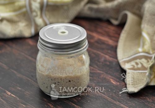 Ржаной хлеб на закваске с семечками и тмином: полезный и ароматный рецепт 01