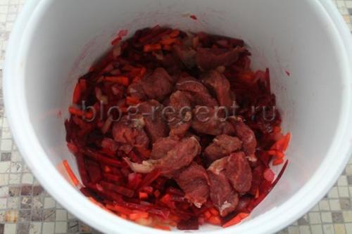 Борщ в мультиварке из говядины. Вкусный борщ можно приготовить и в мультиварке: рецепт с фото
