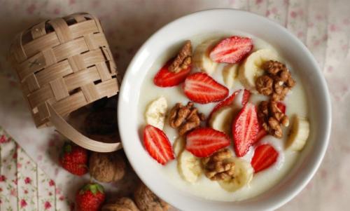 Манная каша пропорции в граммах. Рецепт идеальной манной каши: пропорции молока и манки