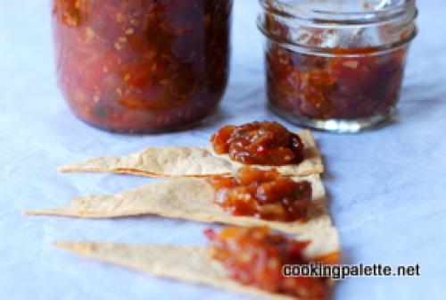 Томатный релиш это. Томатно-луковый релиш