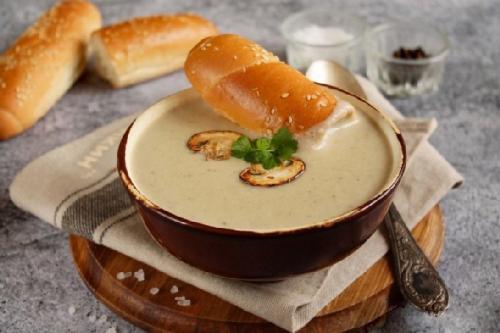 Как хранить польский грибной суп из шампиньонов. Классический грибной суп из шампиньонов со сливками