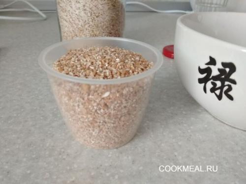 Нежная пшеничная каша на молоке. Пшеничная каша на молоке в мультиварке