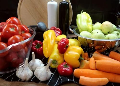 Перец с подливой на зиму. Аджика на зиму из помидоров или болгарского перца. Как сварить вкусный соус — 9 простых рецептов