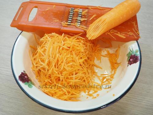 Лечо с морковью и луком. Готовим перец, морковь и лук к приготовлению лечо