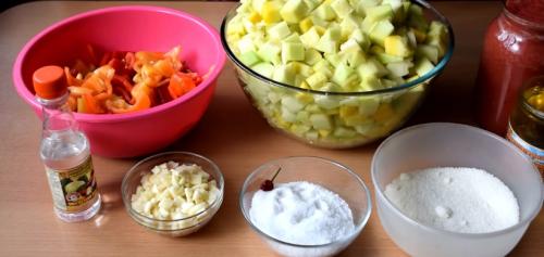 Лечо из кабачков пальчики оближешь. Лечо из кабачков на зиму: пальчики оближешь. 5 простых и вкусных рецепта