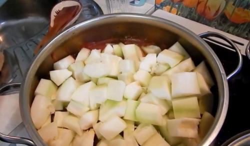 Лечо из кабачков пальчики оближешь. Лечо из кабачков на зиму: пальчики оближешь. 5 простых и вкусных рецепта