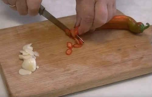 Лечо из кабачков кусочками. Лечо из кабачков на зиму — вкусные и простые рецепты «Пальчики оближешь»