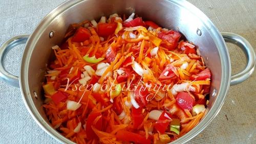 Лечо с морковью без уксуса. Лечо на зиму из перца, помидор, моркови и лука с фото пошагово