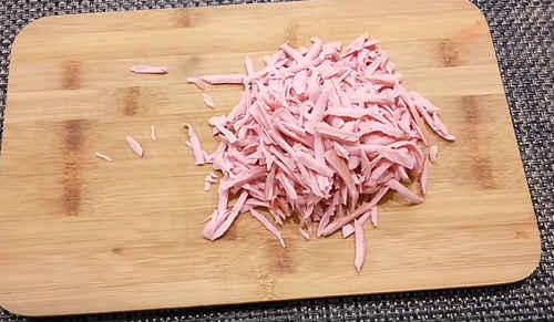 Ленивая пицца на сковороде — самые быстрые рецепты за 5 минут