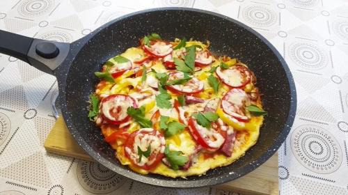 Ленивая пицца на сковороде. Пицца на сковороде за 10 минут — 11 быстрых рецептов на скорую руку
