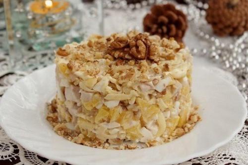 Салат с копченым окорочком и ананасом. 20 очень вкусных салатов с копченой курицей и ананасом