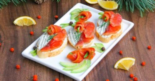 Бутерброд с красной рыбой. 15 бутербродов с семгой, которые готовятся проще простого 31 Бутерброд с красной рыбой. 15 бутербродов с семгой, которые готовятся проще простого 31