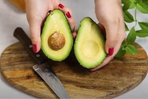 Бутерброд с красной рыбой и авокадо. Бутерброды с авокадо и красной рыбой — 8 рецептов на праздничный стол