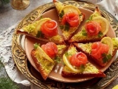 Бутерброд с красной рыбой и авокадо. Бутерброды с авокадо и красной рыбой — 8 рецептов на праздничный стол