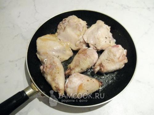 Гуляш из курицы c подливкой. Гуляш из куриного филе в сметанной подливке 36 Гуляш из курицы c подливкой. Гуляш из куриного филе в сметанной подливке 36