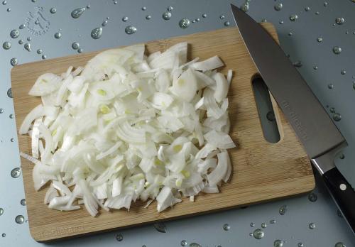 Гуляш из курицы с подливой с томатной пастой. Как приготовить гуляш из курицы с подливкой — рецепт вкусного гуляша из филе курицы на сковороде с пошаговыми фото