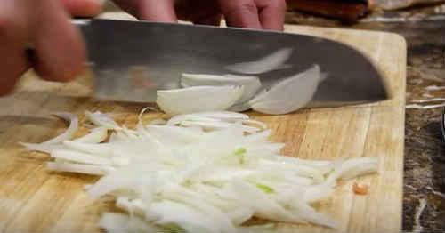 Тёплый салат с лососем слабой соли. Салат с лососем — 15 рецептов приготовления из красной рыбы