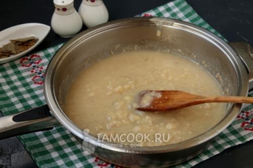 Гуляш из свинины с подливкой на сковороде - 5 пошаговых рецептов с фото 16 Гуляш из свинины с подливкой на сковороде - 5 пошаговых рецептов с фото 16