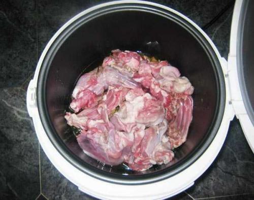 Рецепт гуляш из кролика с капустой и сладким перцем. Тушёный кролик с капустой: тонкости приготовления 10