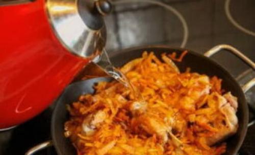 Тушеный кролик в сметане. Кролик, тушеный в сметане – 8 пошаговых рецептов приготовления