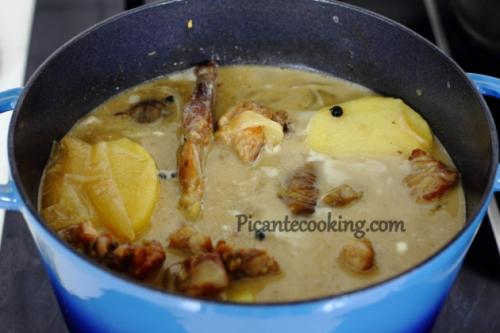 Гуляш из кролика с грибами. Кролик тушёный с грибами в сметане 30 Гуляш из кролика с грибами. Кролик тушёный с грибами в сметане 30