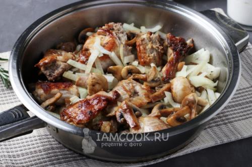 Гуляш из кролика с грибами. Кролик тушёный с грибами в сметане 06 Гуляш из кролика с грибами. Кролик тушёный с грибами в сметане 06