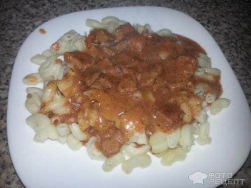 Гуляш, как в садике со сметаной. Рецепт: Гуляш - как в детском садике