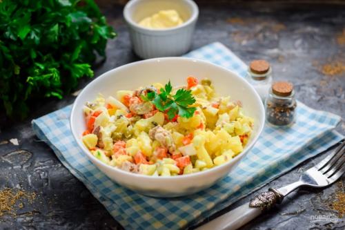 Салат с яйцом и рыбой. 10 простых салатов с рыбными консервами