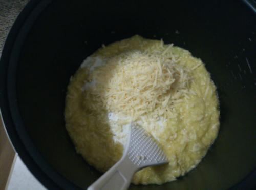 Запеканка из кабачков с сыром в мультиварке. Кабачковая запеканка с сыром в мультиварке — быстрый и вкусный рецепт для детей