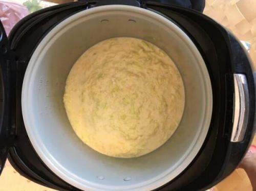 Диетическая запеканка из кабачков в мультиварке. Запеканка из кабачков в мультиварке – простой и вкусный рецепт