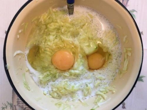 Диетическая запеканка из кабачков в мультиварке. Запеканка из кабачков в мультиварке – простой и вкусный рецепт