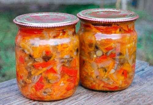 Салат из скумбрии в томатном соусе. Салат со скумбрией на зиму с овощами — очень вкусные рецепты заготовки консервов