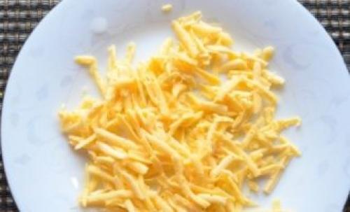 Мимоза с сардиной в томате. Классический рецепт салата мимоза с консервами и сыром