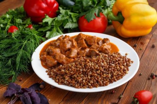 Как выбрать подходящий соус для крупы. 15 лучших рецептов подливы для гречки