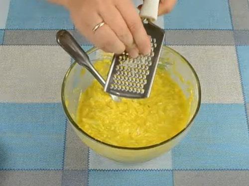 Пицца из кабачков на сковороде — простые и вкусные рецепты за 10 минут