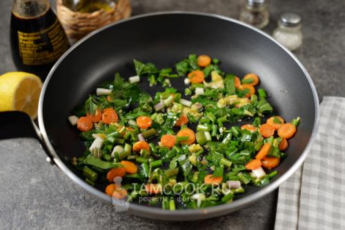 Вкусный и простой: рецепт риса с креветками на сковороде с чесноком и соевым 04