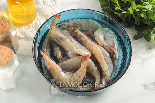 Вкусный и простой: рецепт риса с креветками на сковороде с чесноком и соевым 24