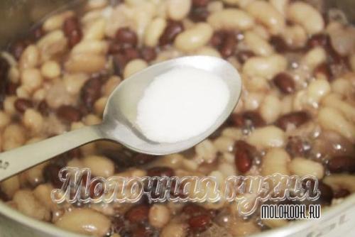 Как правильно готовить блюдо, чтобы специи не выпали из фасоли. Как правильно варить фасоль, чтобы она получилась мягкой и не лопалась