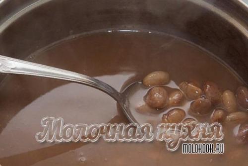 Как правильно готовить блюдо, чтобы специи не выпали из фасоли. Как правильно варить фасоль, чтобы она получилась мягкой и не лопалась