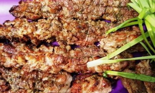 Шашлык из бекона мраморной говядины: новый уровень вкуса и текстуры 04 Шашлык из бекона мраморной говядины: новый уровень вкуса и текстуры 04